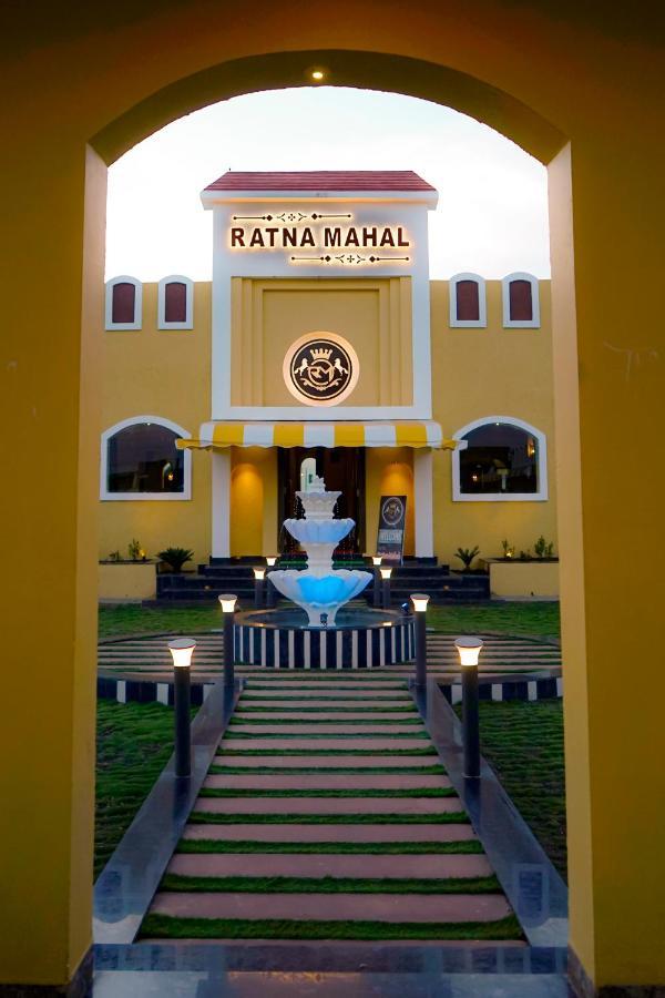 Ratna Mahal Dhāmnod 외부 사진